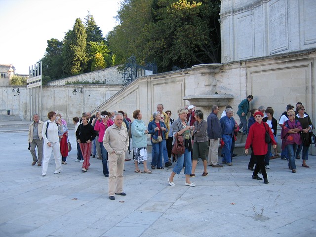 Vers le Palais des Papes