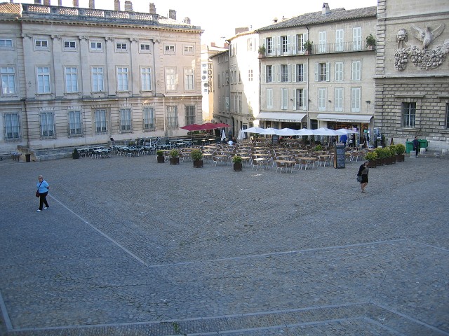 La place du Palais des Papes