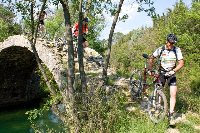VTT 2010_065